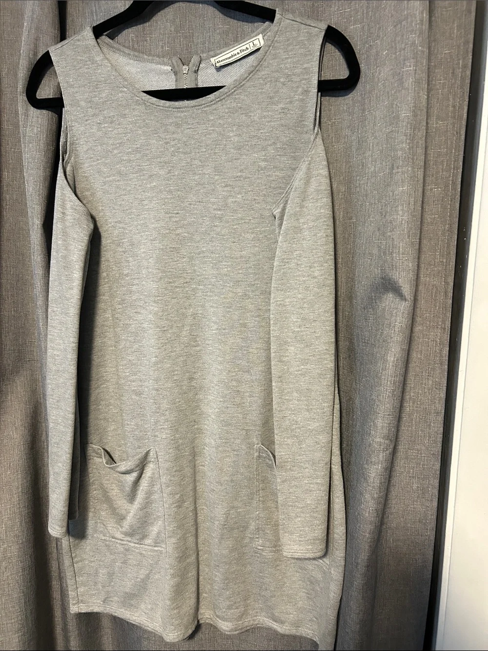 Abercrombie & Fitch Grey Cold shoulder dress